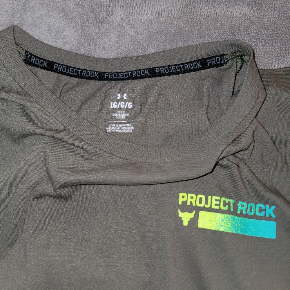 Project Rock-Under Armour Olive Long Sleeve Shirt with Logo-Dri-fit - Picture 2 of 2